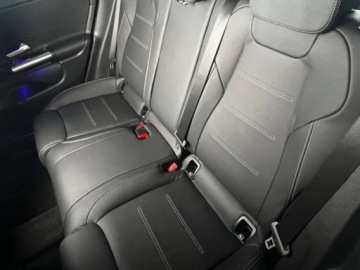 Mercedes GLA II Off-roader Facelifting 1.3 200 163KM 2026 MERCEDES-BENZ GLA 200 AMG Line Suv 1.3 (163KM) 2026, zdjęcie 13