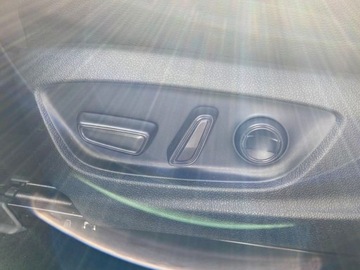 Toyota C-HR II SUV Plug-In 2.0  223KM 2025 Od ręki - Executive 2.0 Plug-in Hybrid Dynamic Force 223KM | Kamera 360!, zdjęcie 5