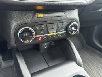 Ford Focus IV Kombi 2.0 EcoBlue 150KM 2020 Ford Focus 2.0 EcoBlue 16v 150KM 2020 tylko 94 ty, zdjęcie 33