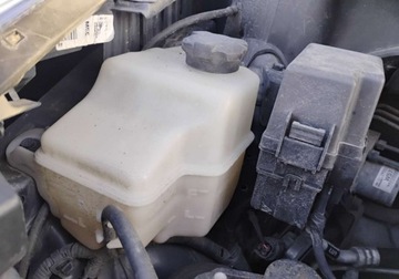 Kia Rio III 2015 Kia Rio 2015r, 1.1 CRDI. Lekko uszkodzony lewy przod. Jezdzi 1.1 Diesel, zdjęcie 19