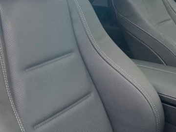 Mercedes GLE V167 SUV Facelifting 2.0 300d 269KM 2025 GLE Coupe 300 d 4-Matic AMG Line 2.0 (269KM) 2025, zdjęcie 5