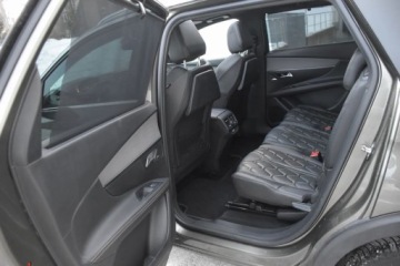 Peugeot 5008 II Crossover 2.0 BlueHDI 180KM 2018 Peugeot 5008 PEUGEOT 5008 GT 2.0HDI 180KM 7-OSOB LED Panorama Kamery Gwara, zdjęcie 32