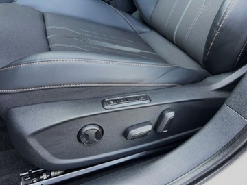 Cupra Formentor Crossover 1.5 TSI 150KM 2023 Cupra Formentor 1.5TSI 150KM Kubelkowe Fotele SerwisASO Acc Kessy Virtual, zdjęcie 9