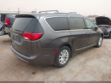 Chrysler Pacifica II 2018 Chrysler Pacifica 2018 Chrysler Pacifica Touring L FWD 3.6 Benzyna 293KM, zdjęcie 5