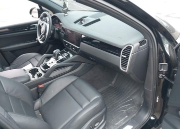 Porsche Cayenne III SUV 3.0 340KM 2023 Porsche Cayenne 2023r., Platinum Edition, 3L, od ubezpieczalni 3.0 Benzyna, zdjęcie 7