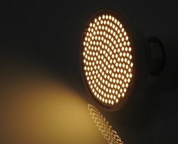 СВЕТОДИОДНАЯ ПОЛНЫЙ СПЕКТР 20ВТ ЧЕРНАЯ РАСТИТЕЛЬНАЯ ЛАМПА