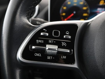 Mercedes Klasa B W247 Sports Tourer 1.3 B180  136KM 2019 Mercedes B 180 Automat, Kamera, Navi, Aut.klima,, zdjęcie 31