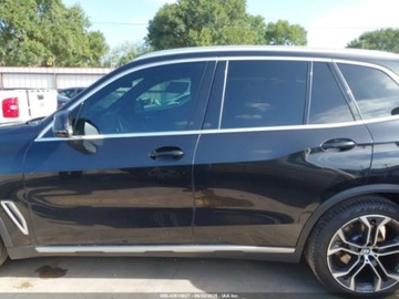 BMW X5 G05 2022 BMW X5 sDrive40I 2022 3.0l 3.0 Benzyna 335KM, zdjęcie 2