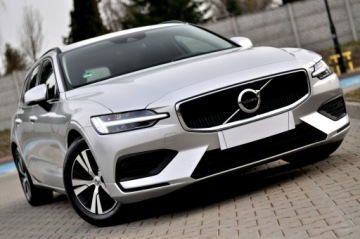 Volvo V60 I Kombi Facelifting 2.0 D2 DRIVE-E 120KM 2020 Volvo V60 2.0 D3 150KM Navi Led Climatronic Pdc, zdjęcie 32