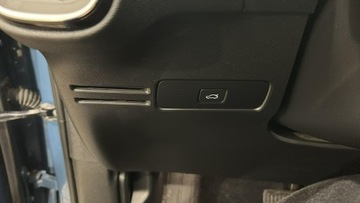 Volvo XC40 Crossover Facelifting 2.0 B3 163KM 2022 Volvo XC 40 B3 Core Automat Kombi, zdjęcie 25