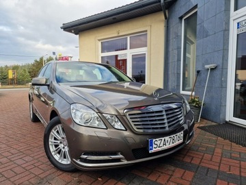Mercedes Klasa E W212 Limuzyna 250 CGI BlueEFFICIENCY 204KM 2010 Mercedes E 250 CGI Elegance Automat Navi Skóry, zdjęcie 9