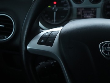 Lancia Delta III Hatchback 1.4 Turbo-Jet 120KM 2011 Lancia Delta 1.4 T-JET, Klima, Klimatronic, zdjęcie 18