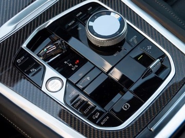 BMW X6 G06 SUV Facelifting 3.0 40i 381KM 2025 xDrive40i Sport Suv 3.0 (381KM) 2025, zdjęcie 11