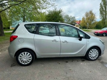 Opel Meriva II Mikrovan Facelifting 1.6 CDTI ecoFLEX 95KM 2015 Opel Meriva Opel Meriva 1,6 Diesel Salon PL Niski Przebieg Zamiana 1.6 95KM, zdjęcie 12