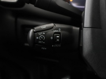 Citroen C5 Aircross SUV 1.2 PureTech 130KM 2019 Citroen C5 Aircross 1.2 Benzyna Shine Nawigacja, zdjęcie 33