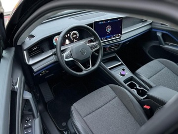 Volkswagen Tayron 2025 Volkswagen Tayron 4x4 7 osob Hak 360 HD Matrix Gwarancja FV23 ASO, zdjęcie 9
