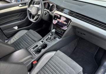 Volkswagen Passat B8 Variant Facelifting 2.0 TDI SCR 150KM 2023 Volkswagen Passat Variant SalonPL Elegance 2.0TDI 150KM Podg.Fotele NAVI T, zdjęcie 12