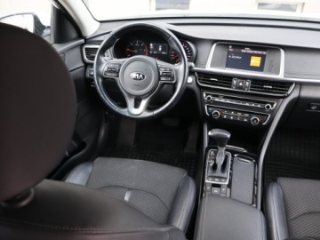 Kia Optima II Kombi 1.7 VGT CRDi 141KM 2018 Kia Optima 1.7 CRDI, Salon Polska, Serwis ASO, zdjęcie 6