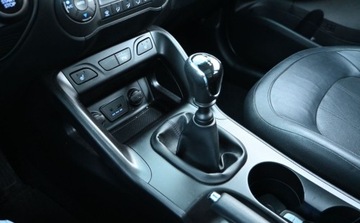 Hyundai ix35 SUV Facelifting 2.0 GDI 166KM 2015 Hyundai ix35 2,0 GDI 166 KM BI-Xenon Panorama Nawigacja Kamera 2.0 Benzyna, zdjęcie 15