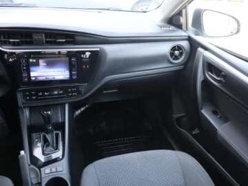 Toyota Corolla XI Sedan Facelifting 1,6 Valvematic 132KM 2018 Toyota Corolla 1.6 Valvematic, Salon Polska, zdjęcie 7