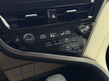 Toyota Camry IX Sedan 2.5 Hybrid Dynamic Force 218KM 2022 Toyota Camry Comfort Kamera cofania CarPlayAndroid Auto LED ACC, zdjęcie 26