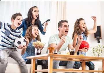 Prezent Kapcie korki do grania Sloffie z godłem dla Kibica roz 39 - 41