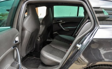 Opel Insignia I Sports Tourer OPC 2.8 V6 Turbo ECOTEC 325KM 2011 Opel Insignia 2,8T (325KM) 2011 r. Automat 4x4 OPC 2.8 Benzyna 325KM, zdjęcie 7