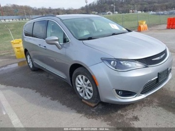 Chrysler Pacifica II 2017 Chrysler Pacifica 2017 CHRYSLER PACIFICA TOURING-L 3.6 Benzyna 287KM, zdjęcie 2
