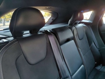 Volvo V40 II 2018 Volvo V40 R Design Automat Navi Kamera Led 1.5 Benzyna 122KM, zdjęcie 16
