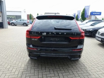 Volvo XC60 II 2026 VOLVO XC60 B5 AWD Plus Dark Suv 2.0 (264KM) 2026, zdjęcie 3
