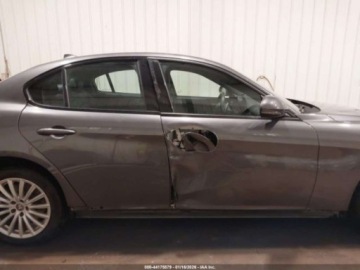 Alfa Romeo Giulia II Sedan Facelifting 2.0 Turbo 280KM 2023 Alfa Romeo Giulia Sprint 2023 2.0 Benzyna 280KM, zdjęcie 6