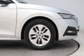Skoda Octavia IV Kombi 2.0 TDI 115KM 2022 Skoda Octavia 2.0 TDI, 1. Właściciel, Serwis ASO, zdjęcie 14