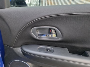 Honda HR-V II SUV 1.5 i-VTEC 130KM 2018 2018 Honda HR-V Executive, 1.5 i-VTEC benzyna 130KM + 6 biegowa manual, zdjęcie 35