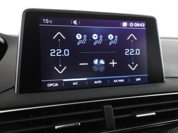 Peugeot 3008 II Crossover 1.2 PureTech 130KM 2019 Peugeot 3008 Active Business navi kamera virtual, zdjęcie 26