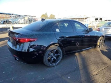 Alfa Romeo Giulia II Sedan 2.0 TBi 280KM 2019 Alfa Romeo Giulia 2019 Alfa Romeo Giulia TI 2.0 Benzyna 280KM, zdjęcie 3