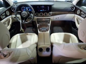 Mercedes Klasa E W213 2022 Mercedes-Benz Klasa E 450 4Matic 2022 3.0l 3.0 Benzyna 362KM, zdjęcie 8