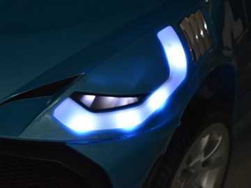 Автомобиль-кабриолет с функцией качания PA0270