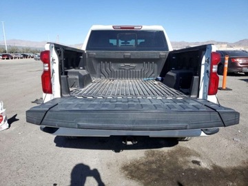 Chevrolet Silverado II 2021 Chevrolet Silverado C1500 RST 2021 5.3l 5.3 Benzyna 355KM, zdjęcie 2