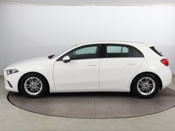 Mercedes Klasa A W177/V177 Hatchback 1.3 180 136KM 2018 Mercedes A A 180, Salon Polska, Skóra, Navi, zdjęcie 2