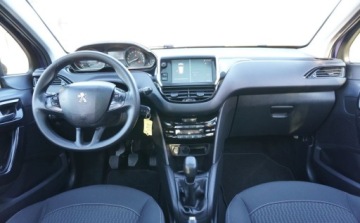 Peugeot 208 I Hatchback 5d Facelifting 1.2 PureTech 82KM 2017 Peugeot 208 Bezwypadkowy Serwisowany 1-Wlasciciel Navi Panorama Alu Grz.Fo, zdjęcie 7