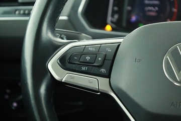 Volkswagen Tiguan Allspace SUV 1.5 TSI EVO 150KM 2021 VW Tiguan Allspace 1.5 TSI, Salon Polska, zdjęcie 11