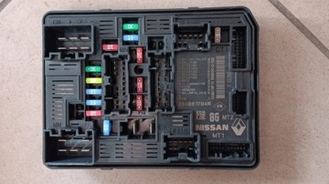 MODUL ŘÍZENÍ RENAULT CLIO V 284B61704R