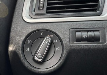 Skoda Rapid II Spaceback 1.2 TSI 110KM 2016 Skoda RAPID 1.2 110KM Ambition Salon PL Historia ASO FVmarza 1.2 Benzyna, zdjęcie 5