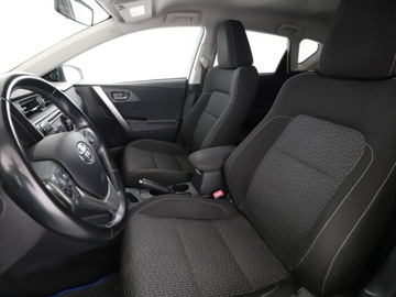 Toyota Auris II Hatchback 5d 1.8 HSD 136KM 2014 Toyota Auris HEV klima auto kamera i czujniki, zdjęcie 12