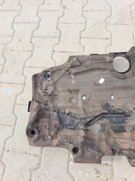 КРЫШКА ДВИГАТЕЛЯ VW PASSAT CC 2.0 TDI 03L103925AM