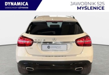 Mercedes GLA I Off-roader 1.6 200 156KM 2017 Mercedes-Benz GLA Style 1.6T 156KM automat 2017 r. Salon PL 1.6 Benzyna, zdjęcie 6