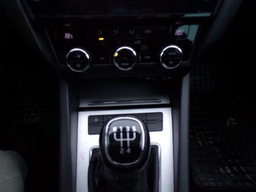 Skoda Octavia III Liftback Facelifting 1.6 TDI 115KM 2017 SKODA OCTAWIA 1.6 TDI 1 WŁAŚCICIELKA, zdjęcie 19