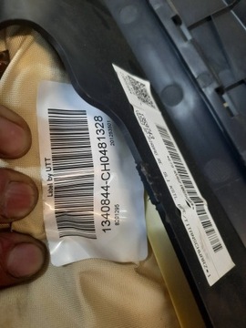 BOK POHOVKA PRAVÝ ZADNÍ Z ULOŽENÍ AIRBAG ARTEON 3G8885702E