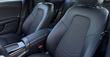 Mercedes CLA C118/X118 Coupe Facelifting 1.3 200 163KM 2024 Mercedes-Benz CLA Salon PL Od Dealera Kamera Android Podgrzewane fotele MB, zdjęcie 10