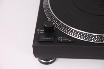 Проигрыватель проигрывателя Lenco L-3807